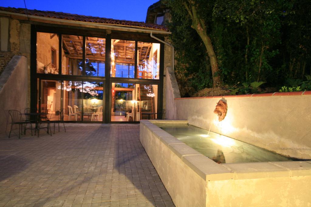 Naturist Hotel Peyraille Libaros Extérieur photo